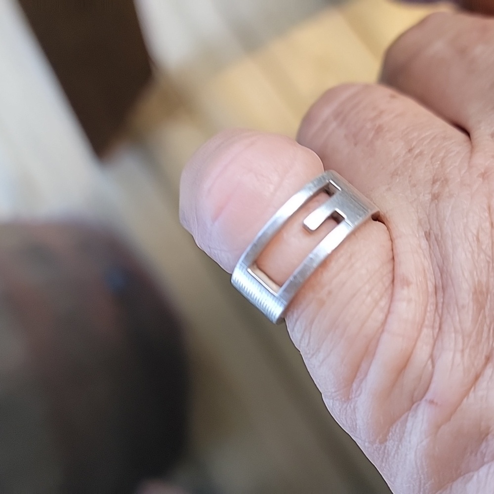 Authentic 925 Gucci Ring - image 7